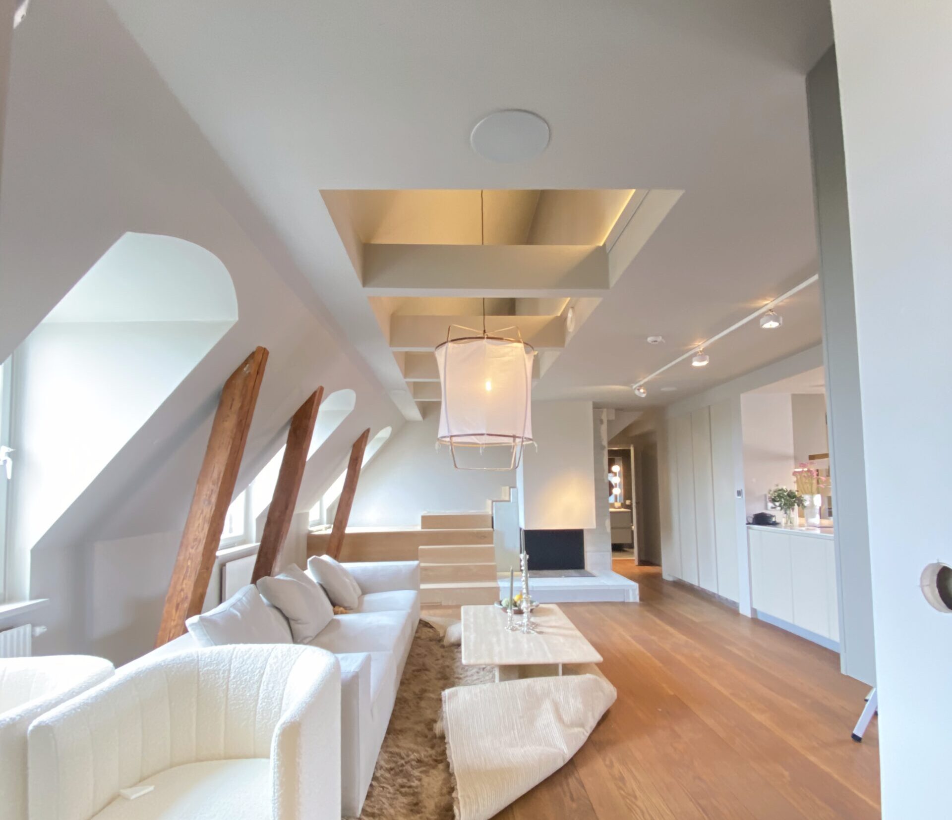 vardagsrum renovering belysning solna 1 scaled e1748351804513